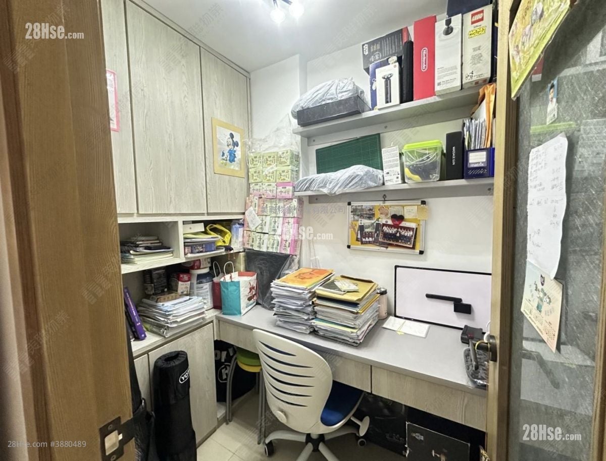 美孚新邨 售盘 3 房 591 平方尺