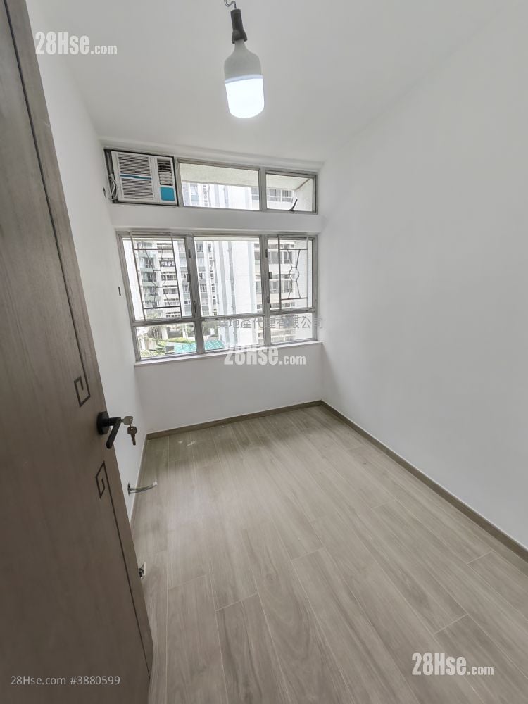 Whampoa Garden Rental 4 Bedrooms , 2 Bathrooms 681 ft²