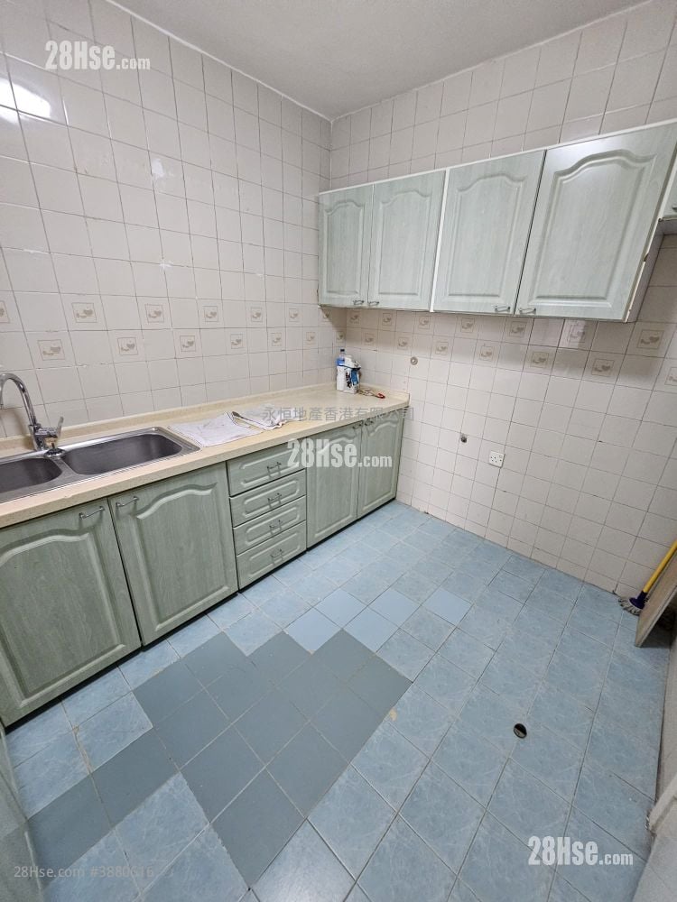 Harbour Heights Rental 3 Bedrooms , 2 Bathrooms 795 ft²