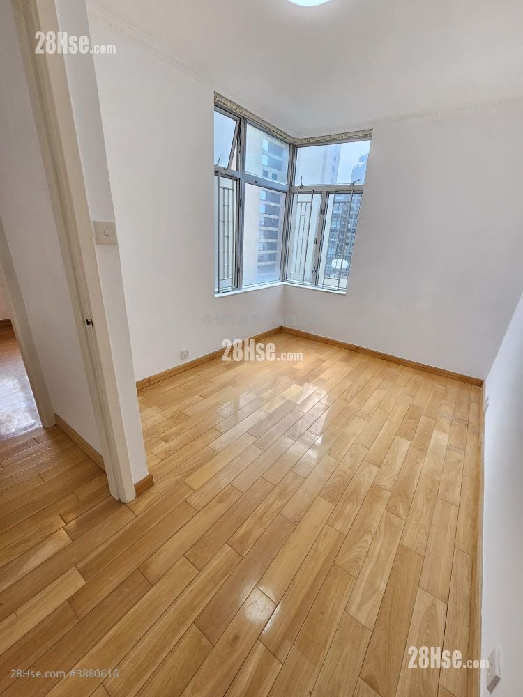 Harbour Heights Rental 3 Bedrooms , 2 Bathrooms 795 ft²