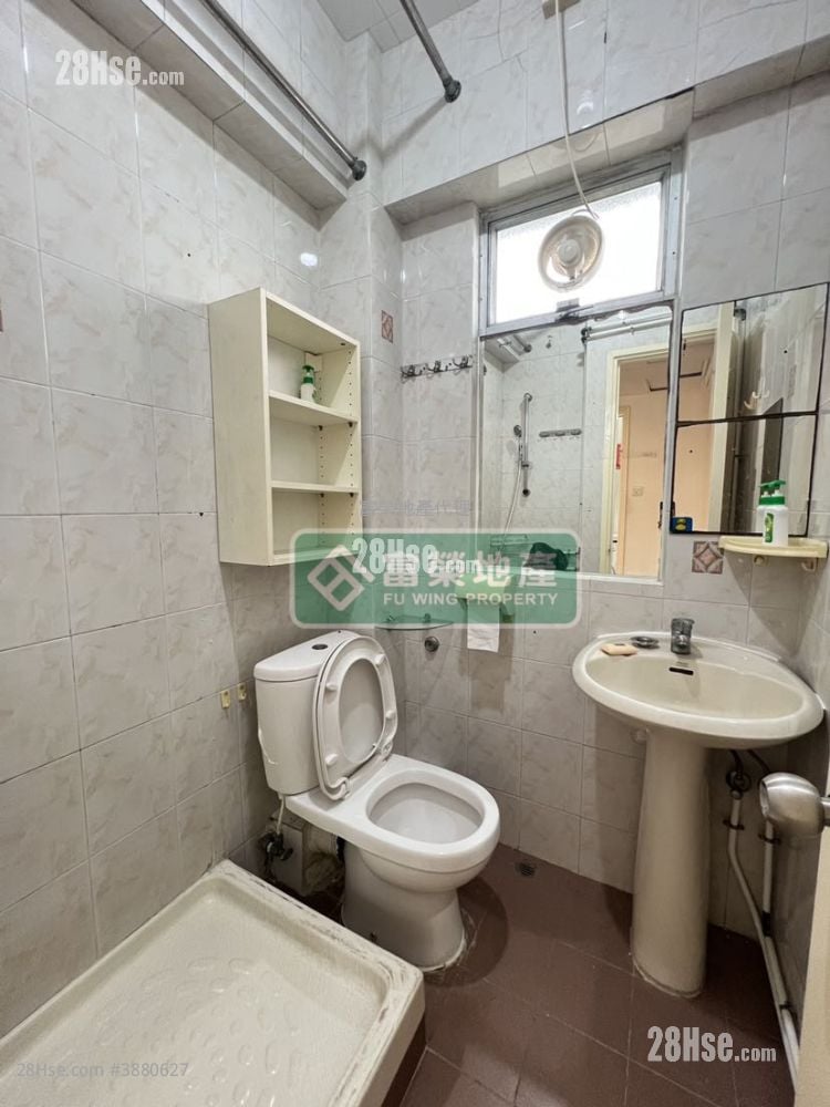 Chung Ching Building Rental 2 Bedrooms , 1 Bathroom 349 ft²