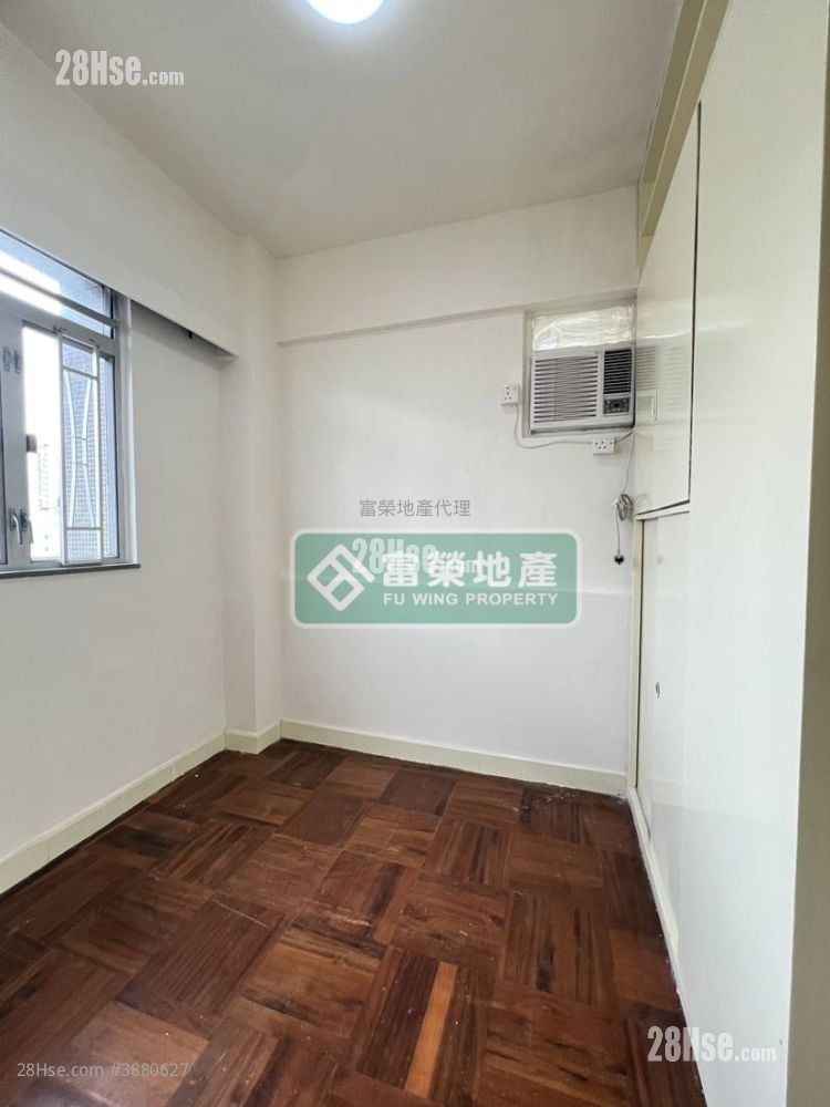 Chung Ching Building Rental 2 Bedrooms , 1 Bathroom 349 ft²