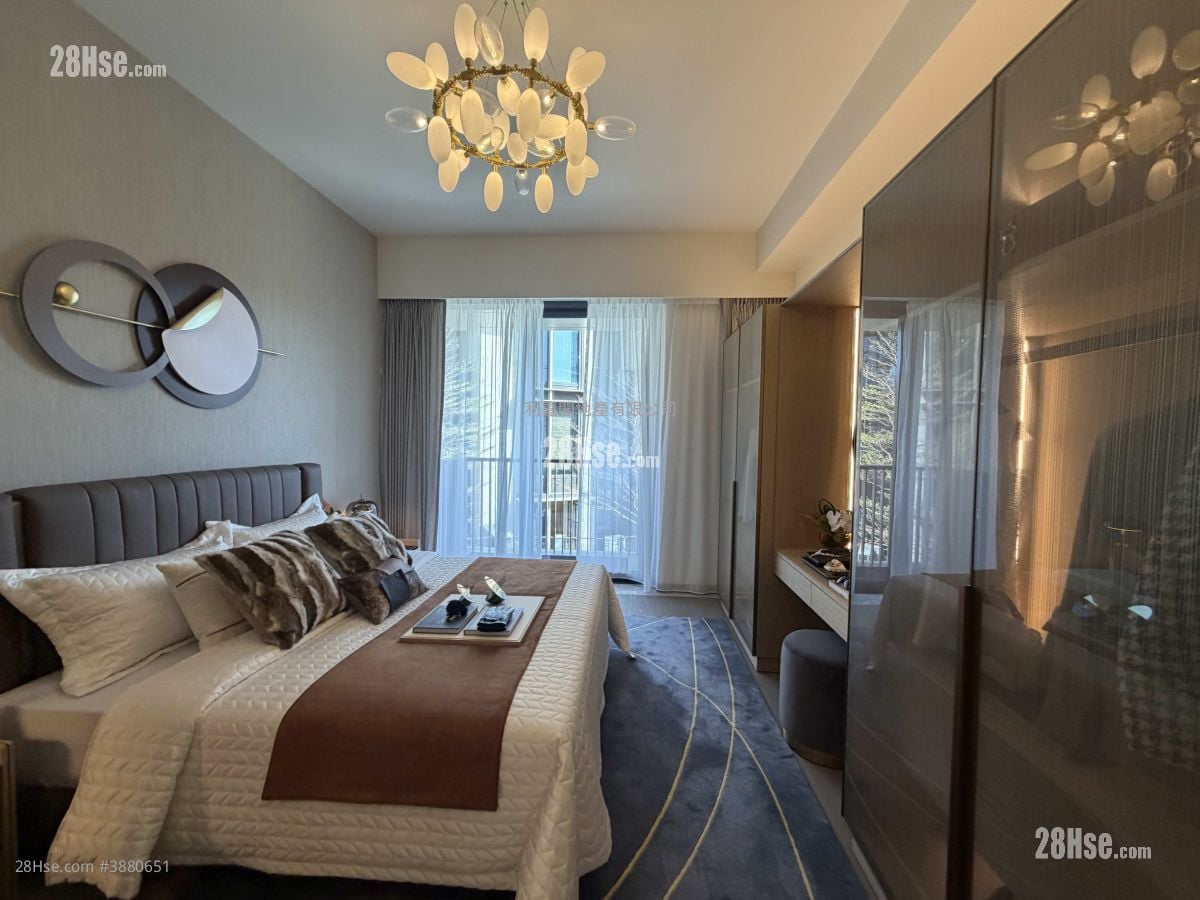 Villa Lucca Sell 4 Bedrooms 1,187 ft²