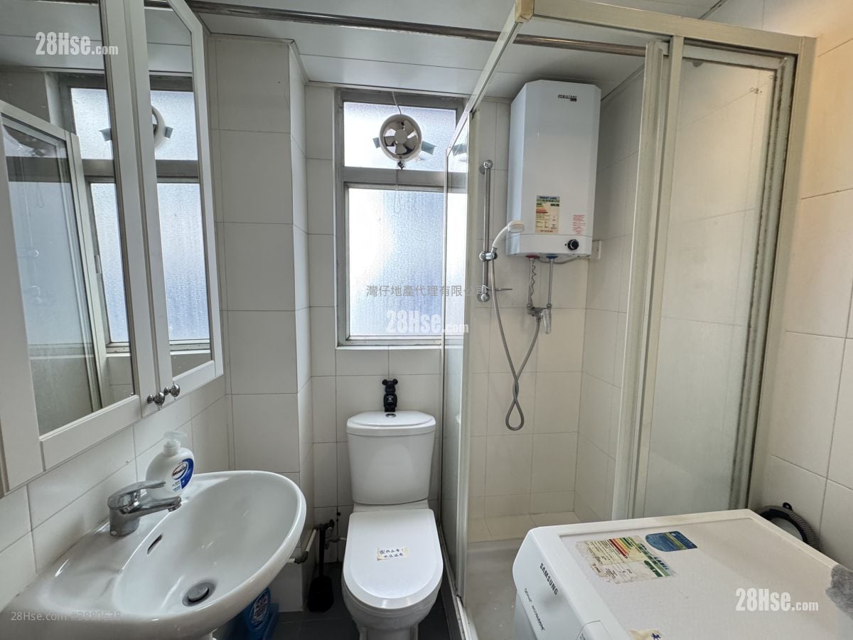 Jet Foil Building Sell 1 Bedroom , 1 Bathroom 332 ft²
