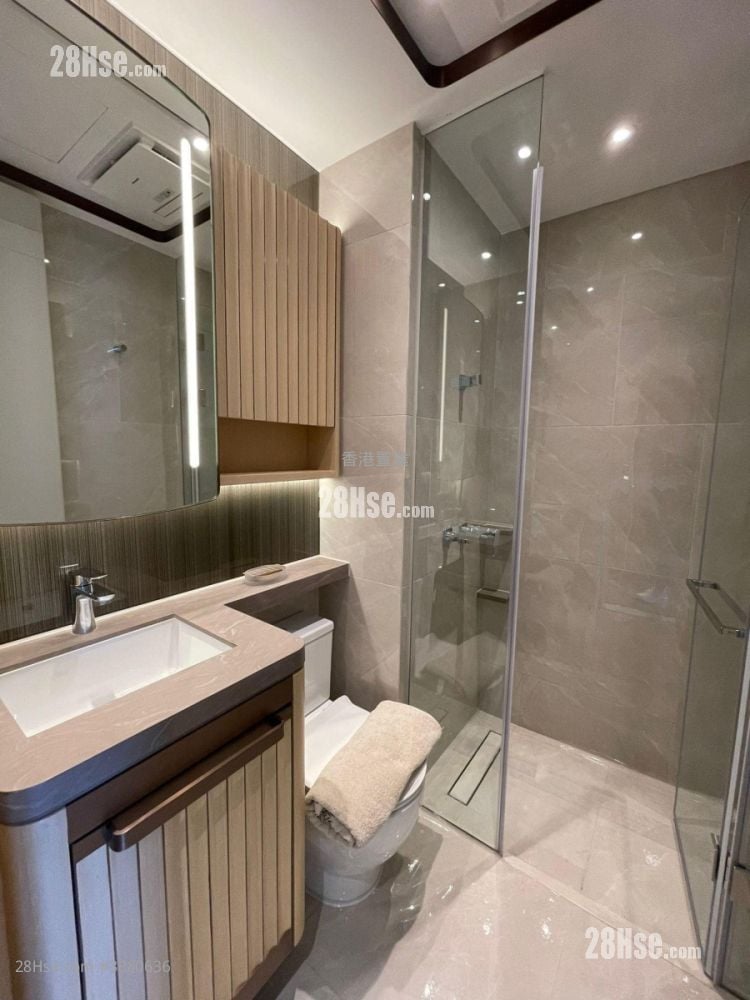 Manor Hill Rental 215 ft²