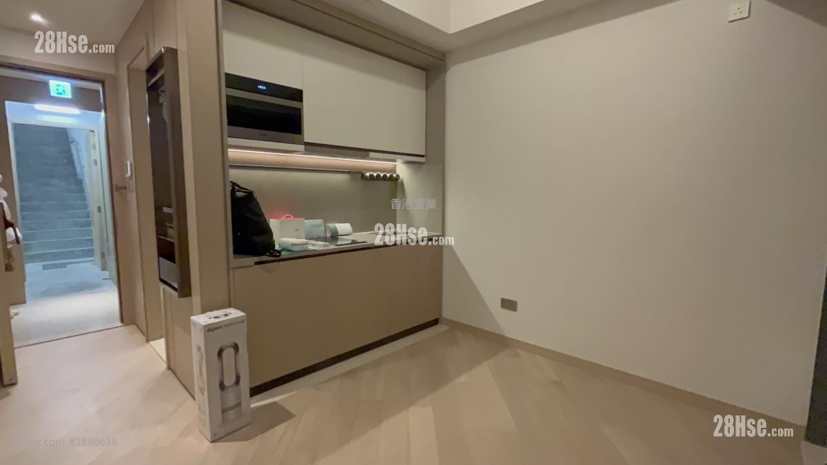 Manor Hill Rental 215 ft²