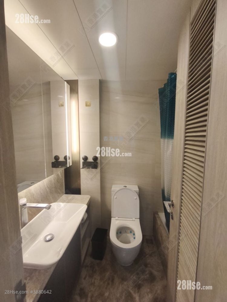 Sea To Sky Rental 2 Bedrooms , 1 Bathroom 490 ft²