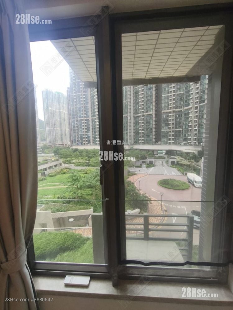Sea To Sky Rental 2 Bedrooms , 1 Bathroom 490 ft²