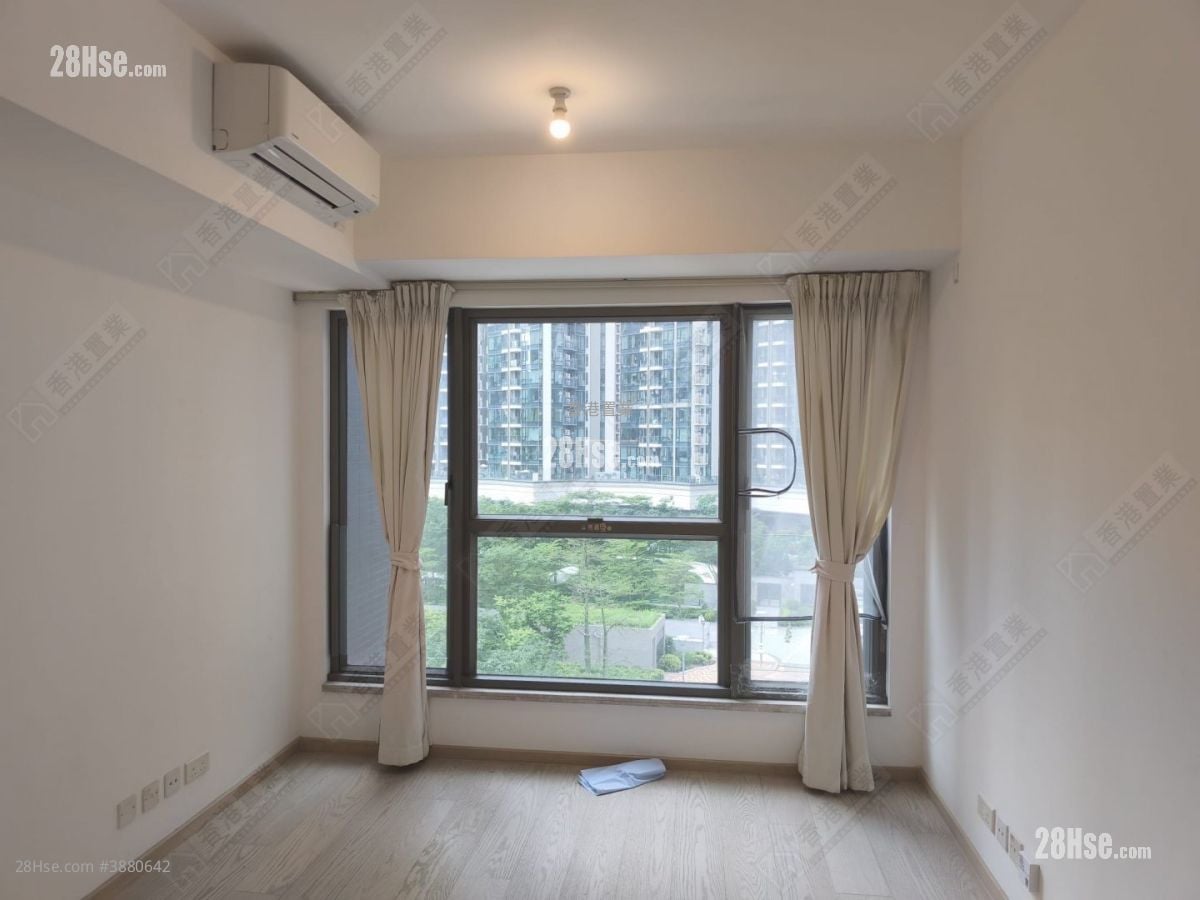 Sea To Sky Rental 2 Bedrooms , 1 Bathroom 490 ft²