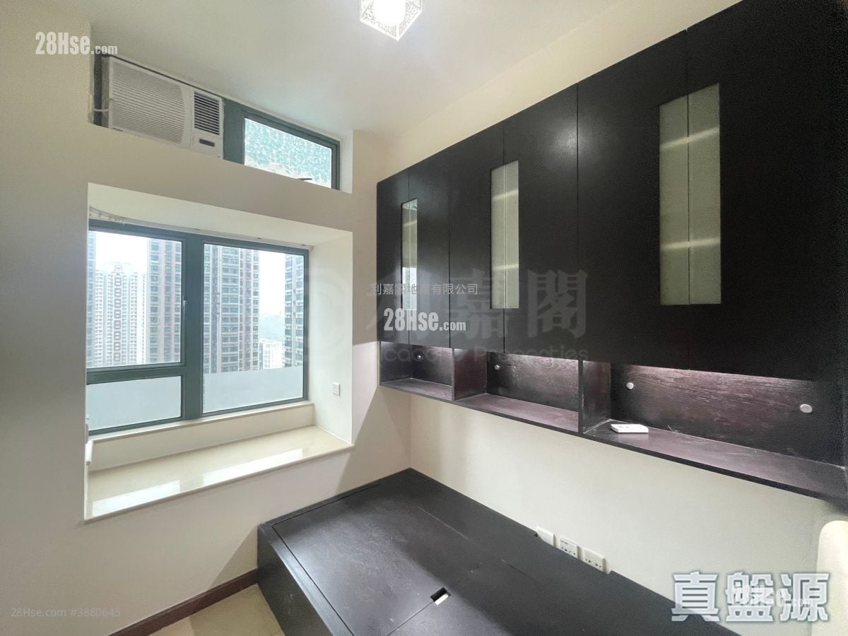 Residence Oasis Rental 3 Bedrooms , 1 Bathroom 653 ft²