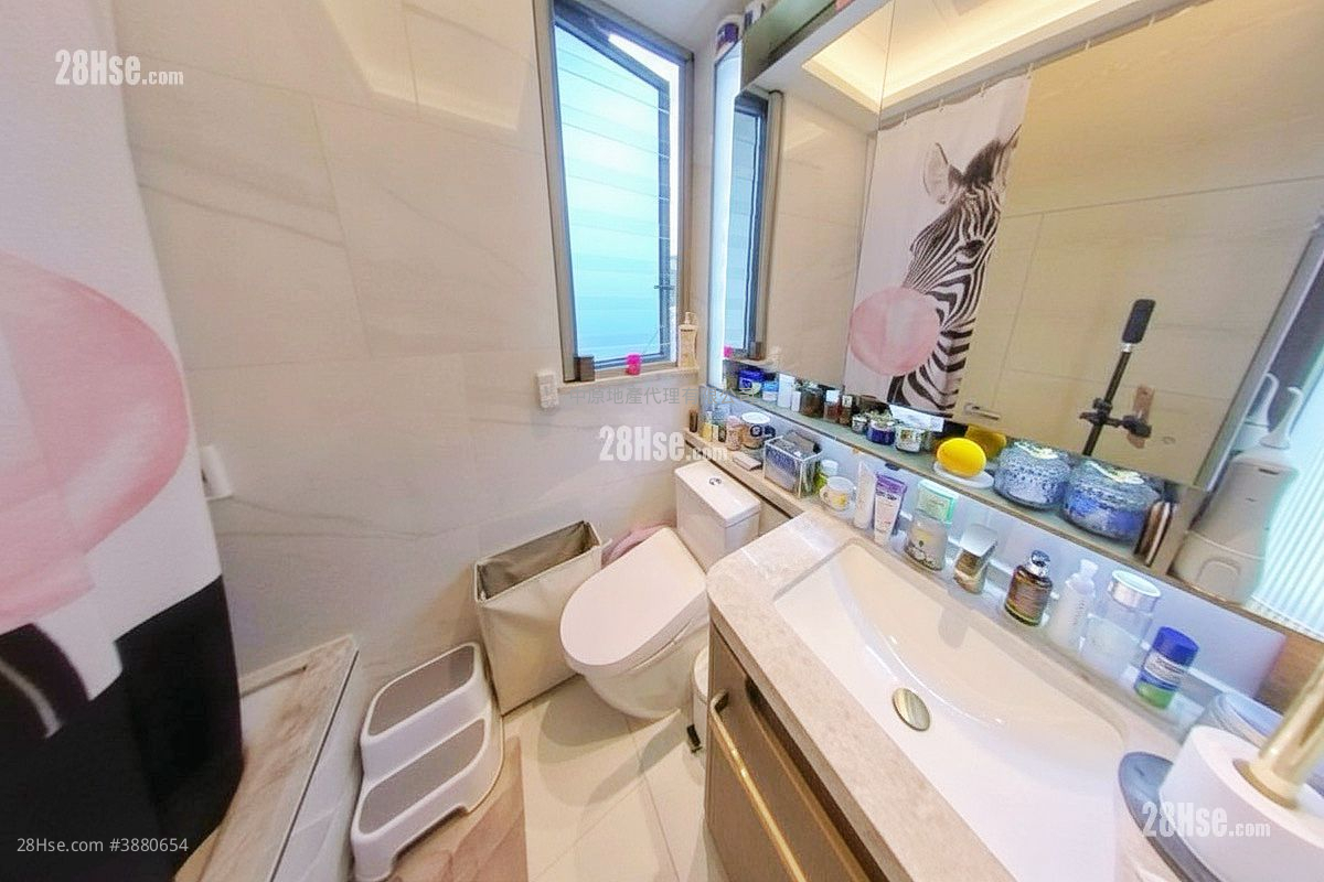 Mayfair By The Sea 8 Sell 3 Bedrooms 677 ft²
