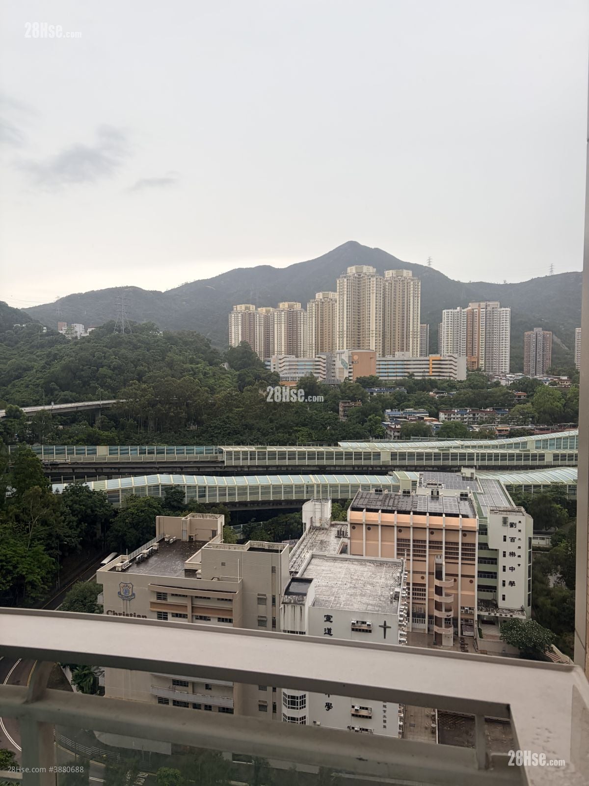 名城 租盘 3 房 , 2 浴室 689 平方尺