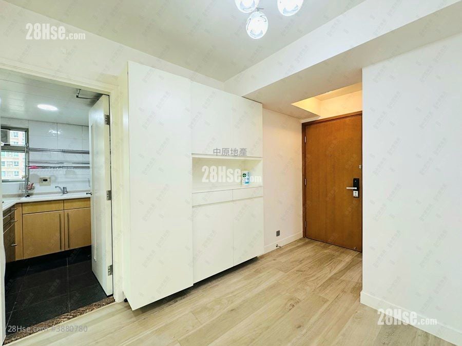 Park Central Rental 2 Bedrooms , 1 Bathroom 406 ft²
