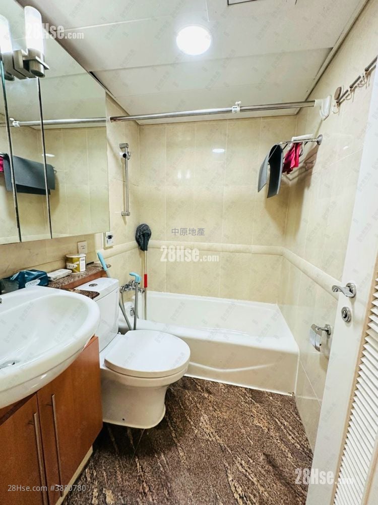 Park Central Rental 2 Bedrooms , 1 Bathroom 406 ft²
