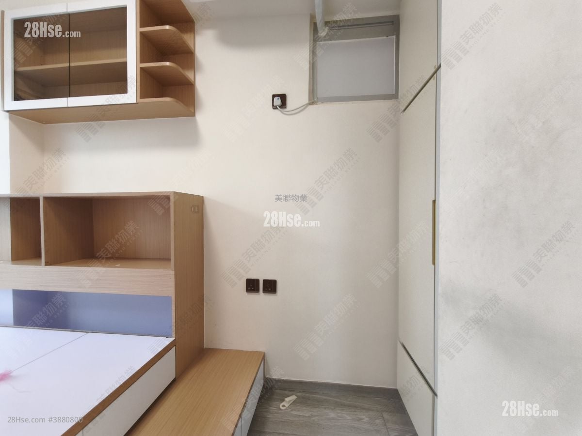 Tsuen Fung Centre Rental 2 Bedrooms , 1 Bathroom 376 ft²