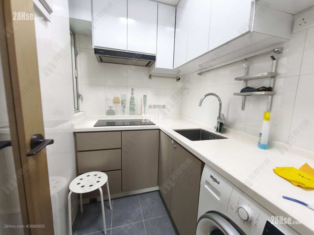 Tsuen Fung Centre Rental 2 Bedrooms , 1 Bathroom 376 ft²