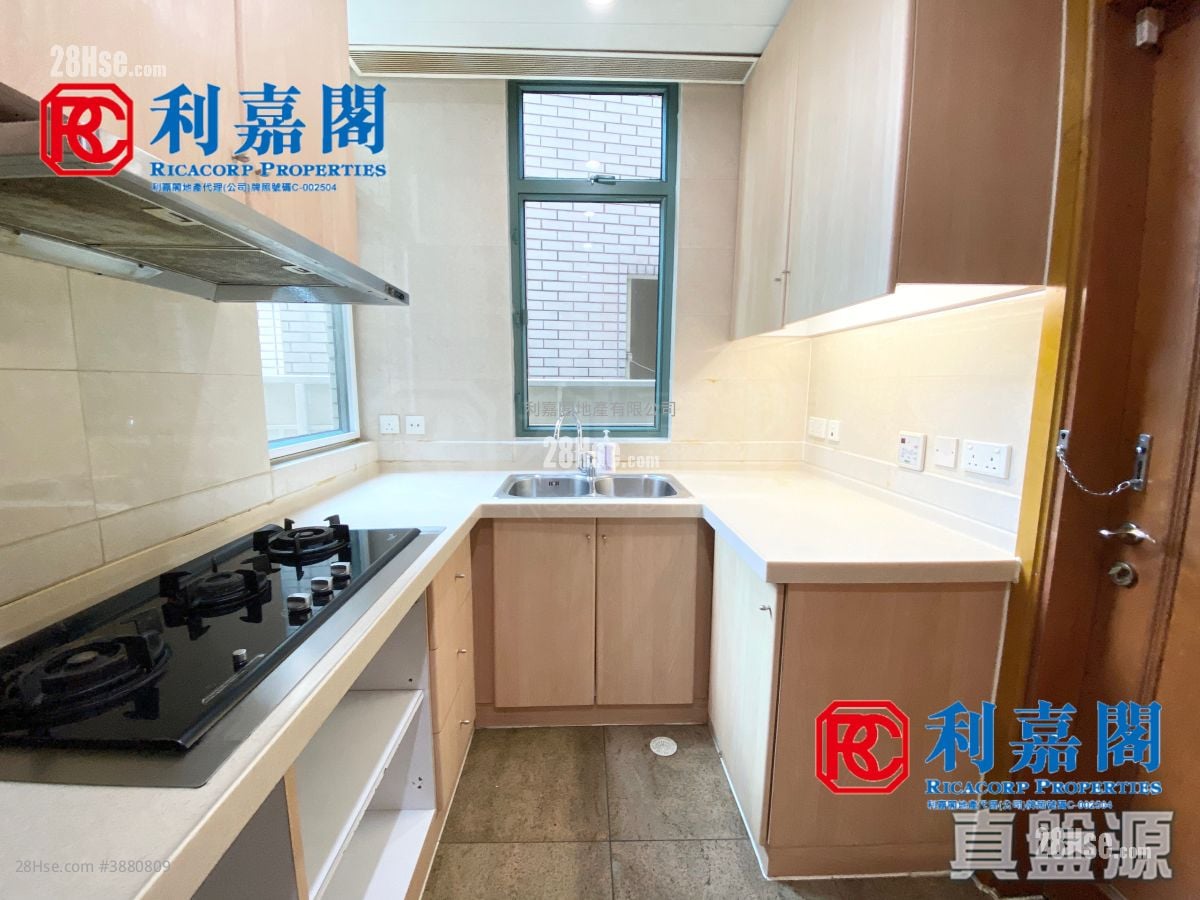Casa Marina Rental 2,350 ft²