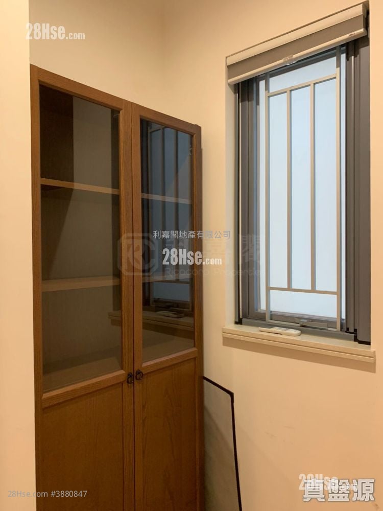Park Yoho Rental 594 ft²