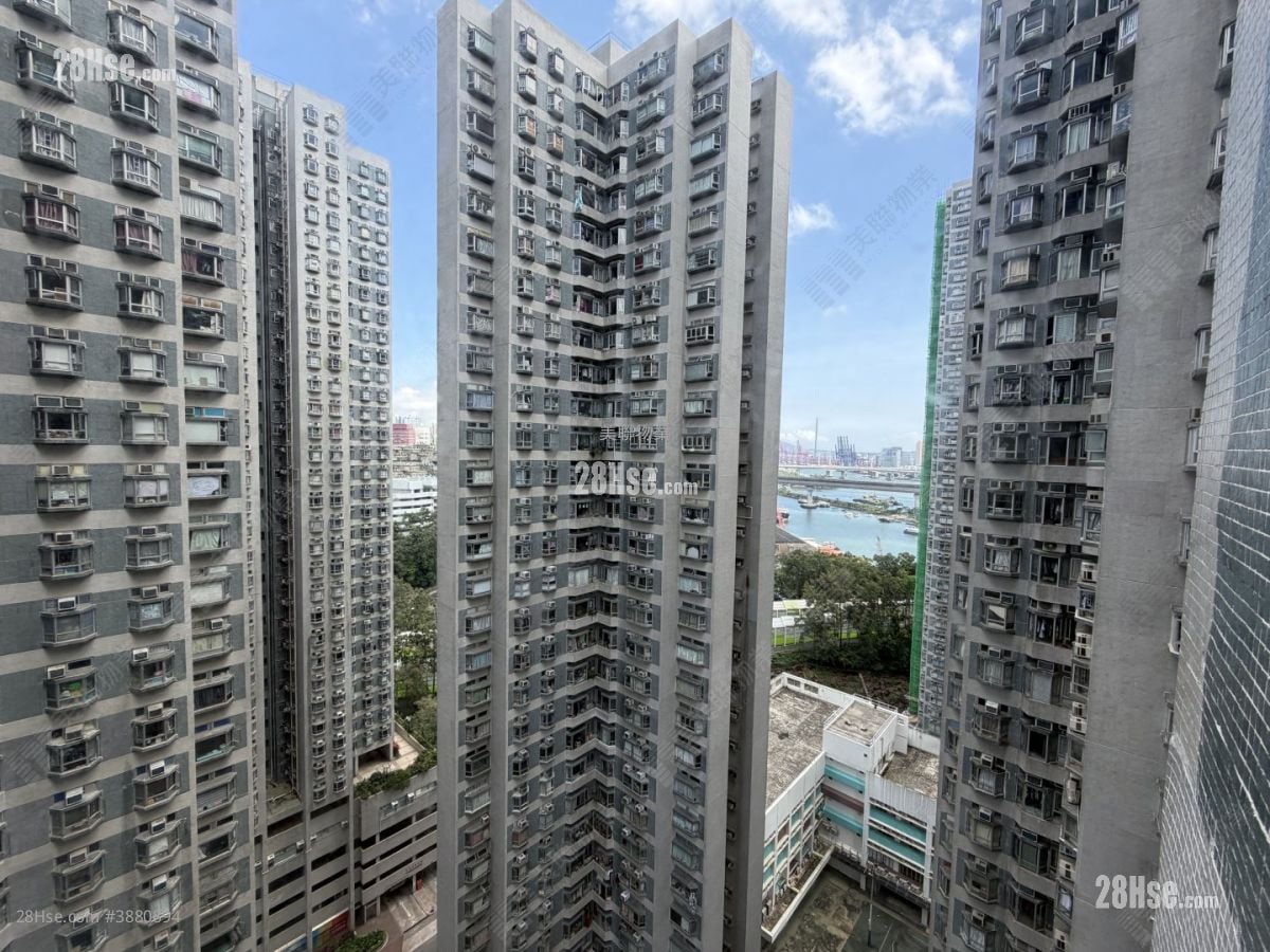 Riviera Gardens Sell 3 Bedrooms 559 ft²