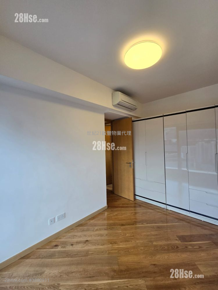 One Kai Tak(I) Sell 2 Bedrooms , 1 Bathroom 566 ft²