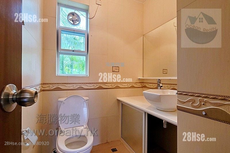 村屋 售盘 3 房 , 3 浴室 1,400 平方尺