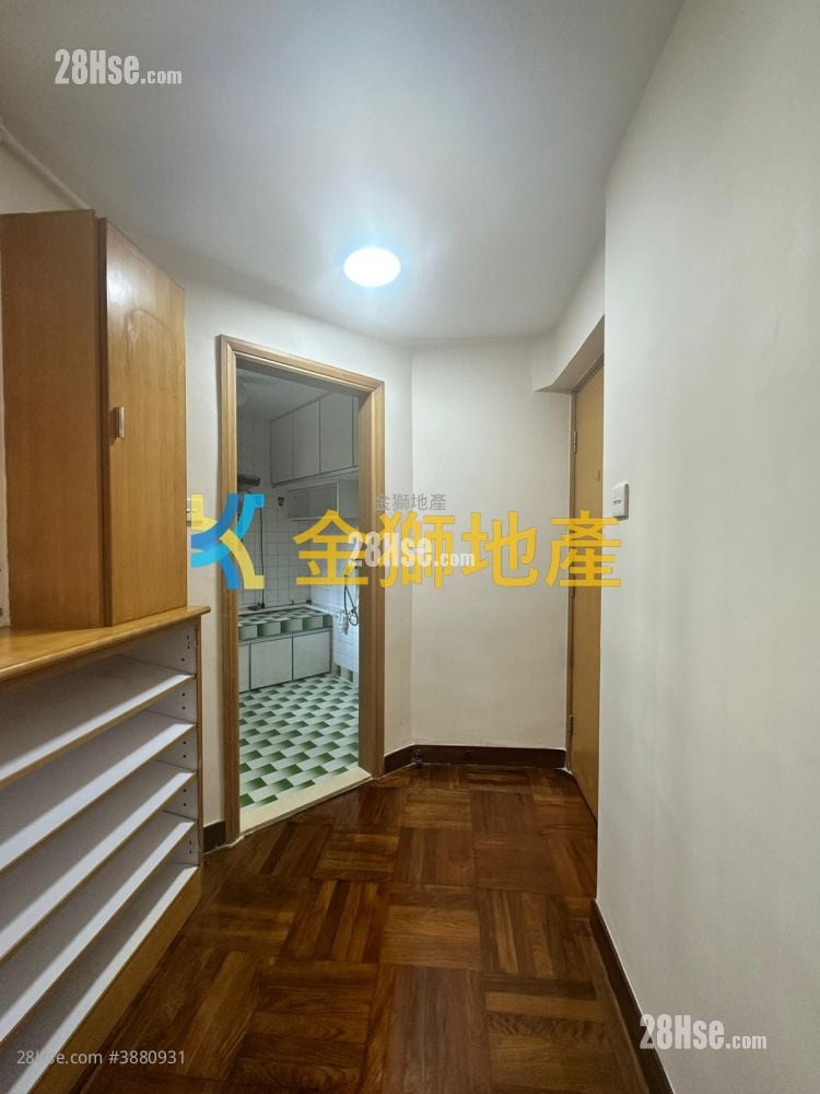King Tin Court Sell 447 ft²