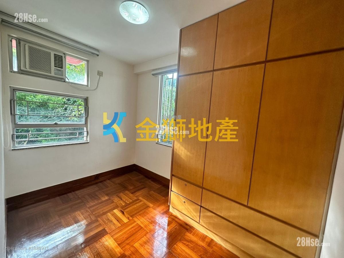 King Tin Court Sell 447 ft²