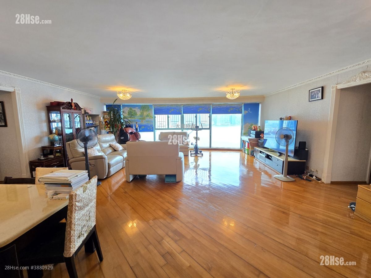 Laguna Verde Sell 5+ Bedrooms , 4 Bathrooms 1,100 ft²