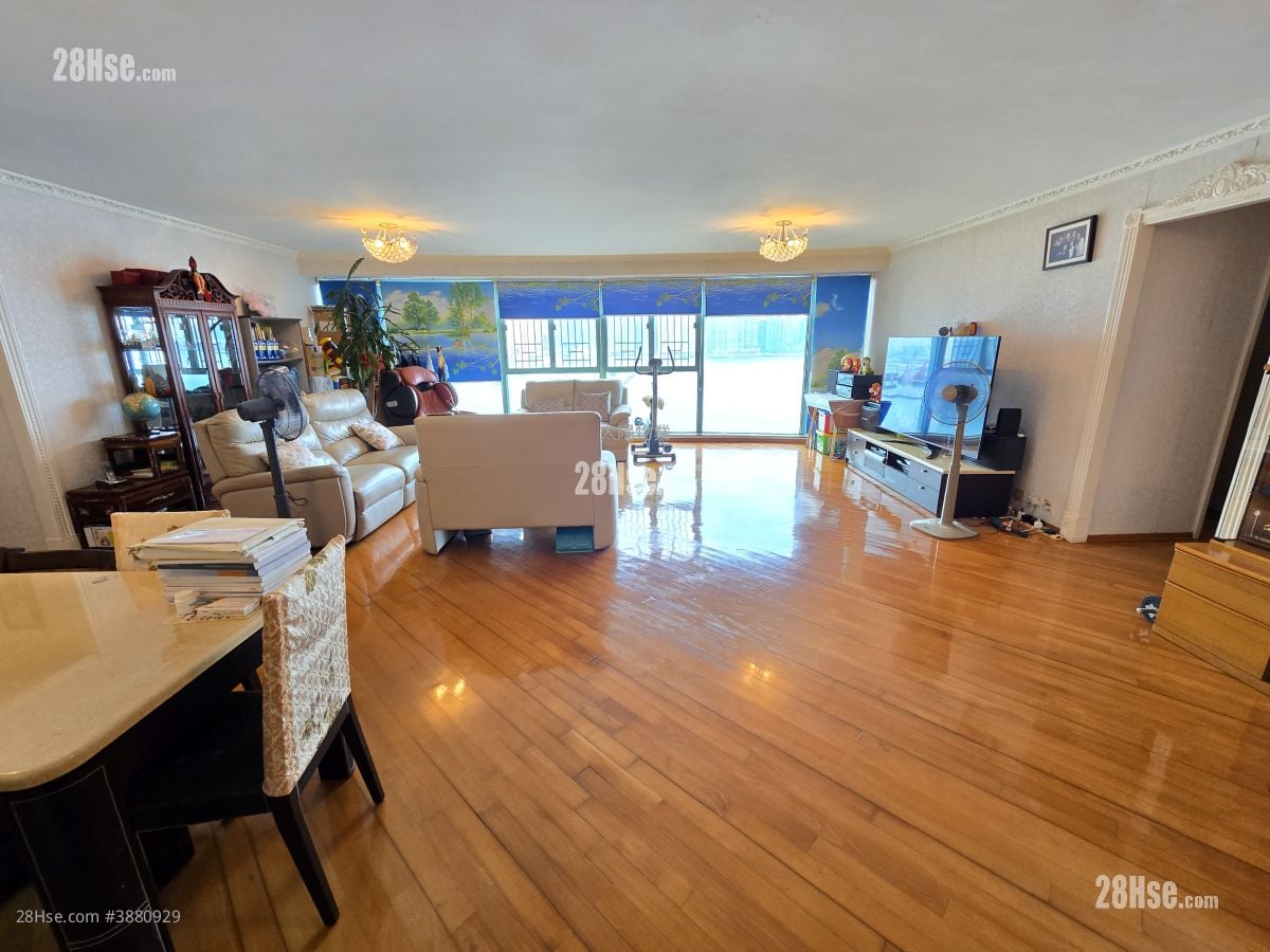 Laguna Verde Sell 5+ Bedrooms , 4 Bathrooms 1,100 ft²