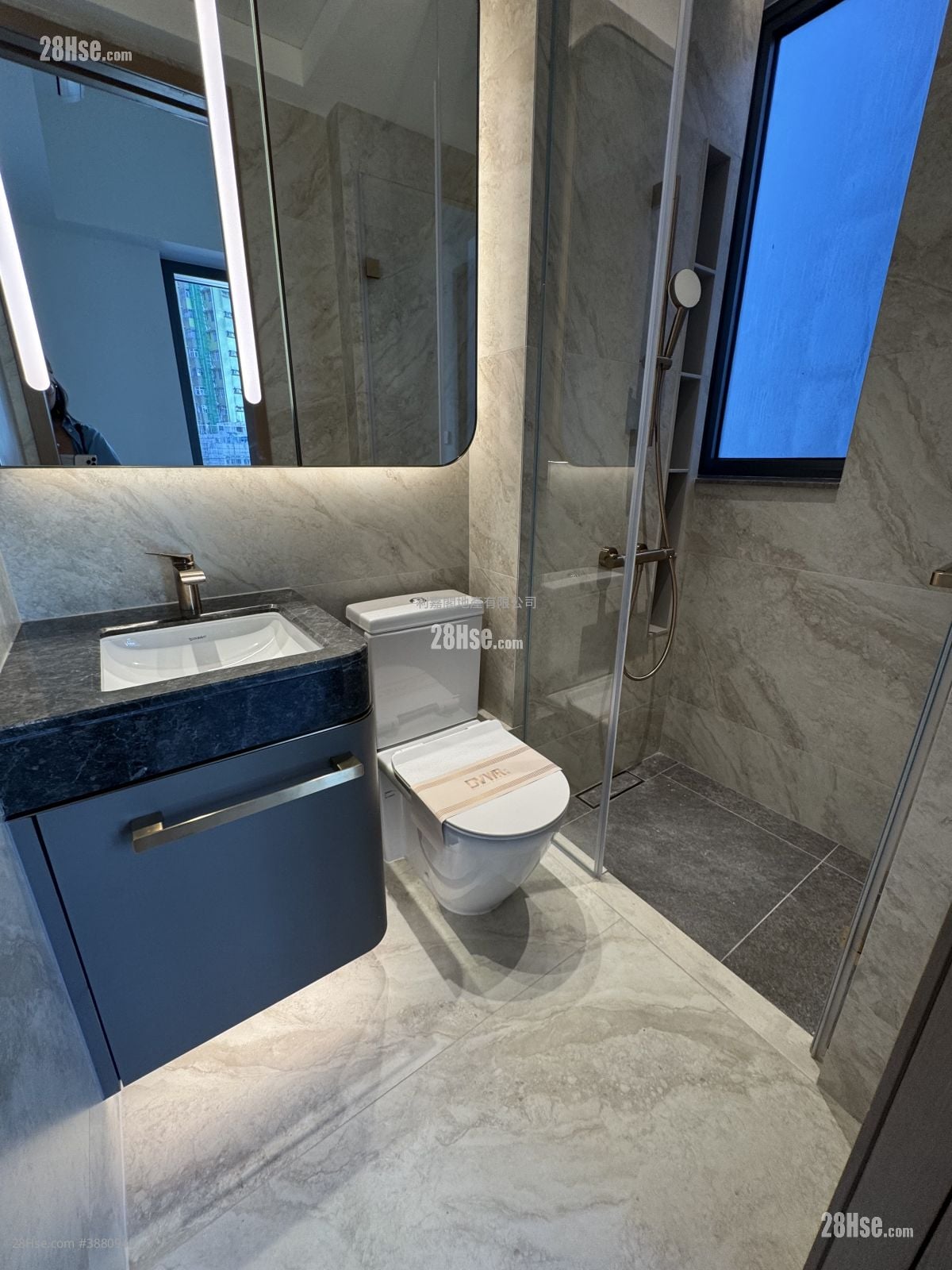 Des Voeux W Residence Sell 1 Bedroom 275 ft²