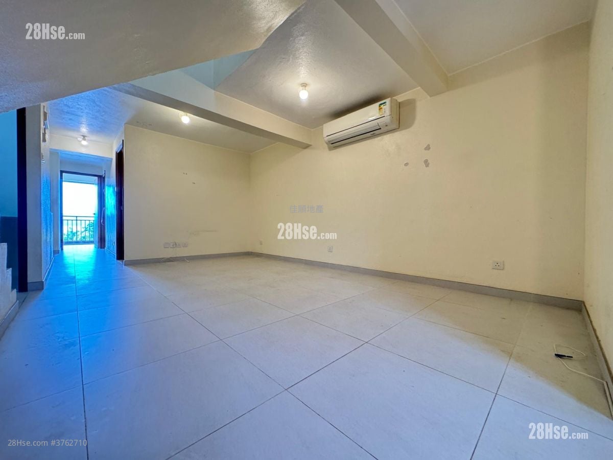 Village Sell 3 Bedrooms , 1 Bathroom
