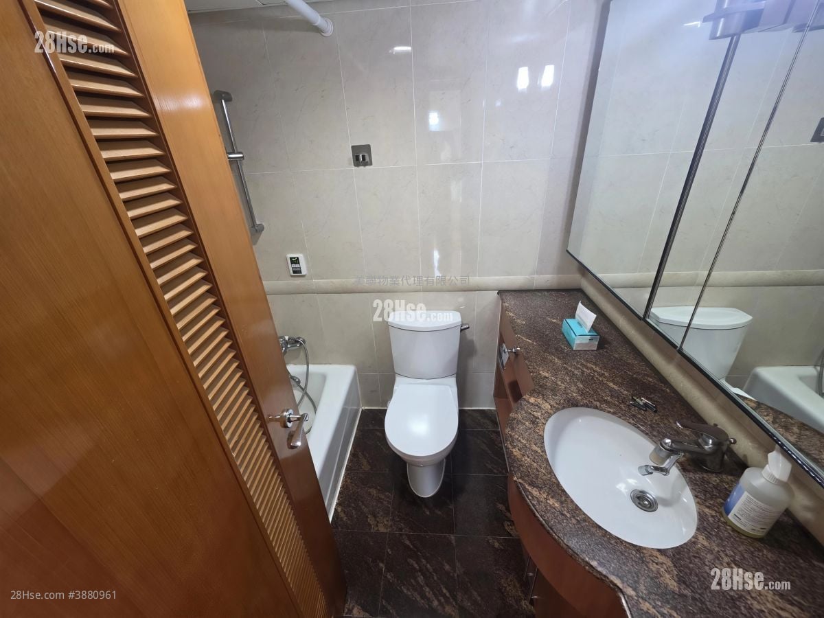 Park Central Rental 2 Bedrooms , 1 Bathroom 467 ft²