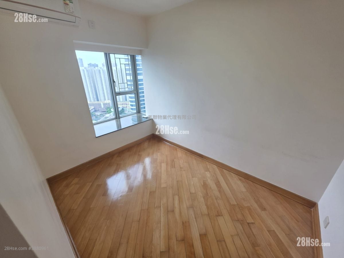 Park Central Rental 2 Bedrooms , 1 Bathroom 467 ft²