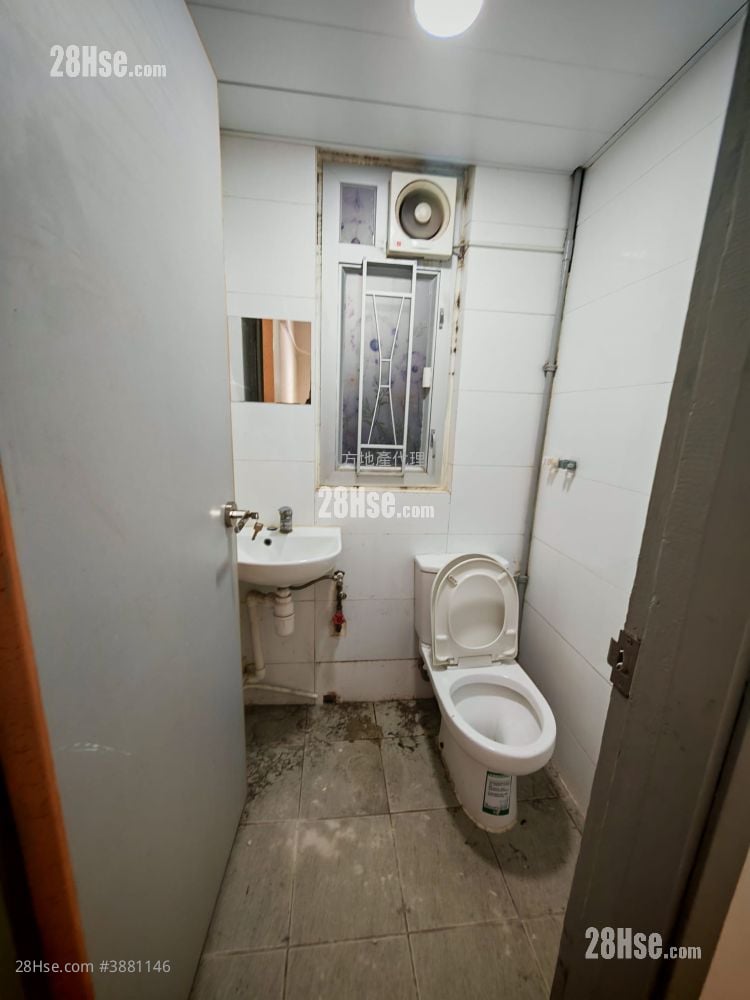 Sing Win Factory Building Rental Studio , 1 Toilet 700 ft²