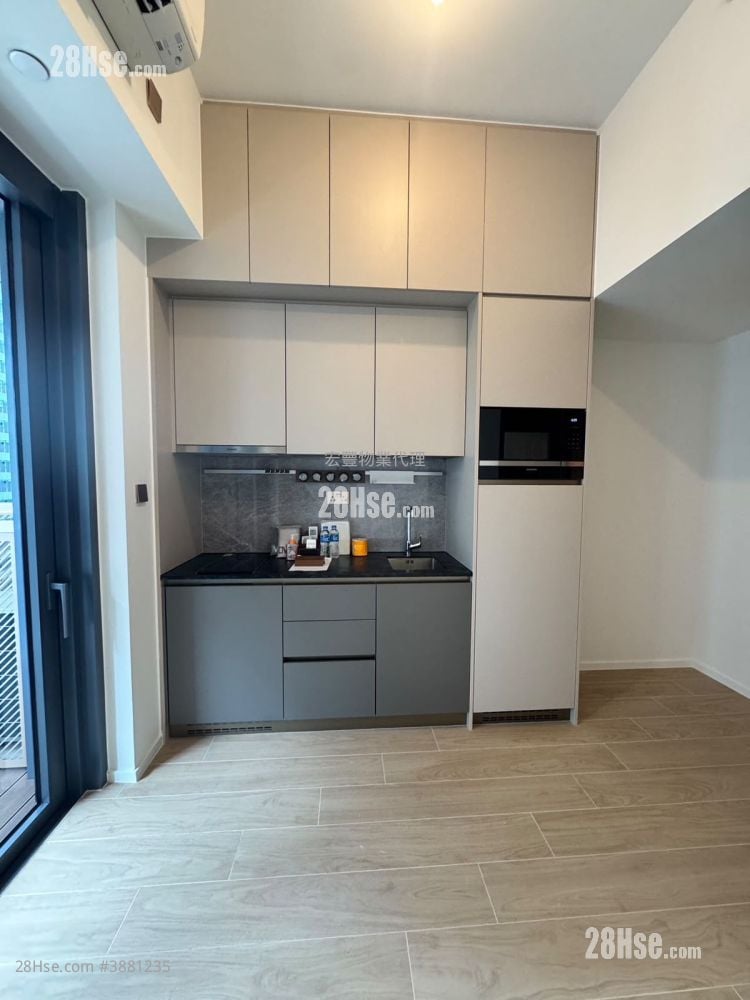 Des Voeux W Residence Rental Studio , 1 Bathroom 215 ft²