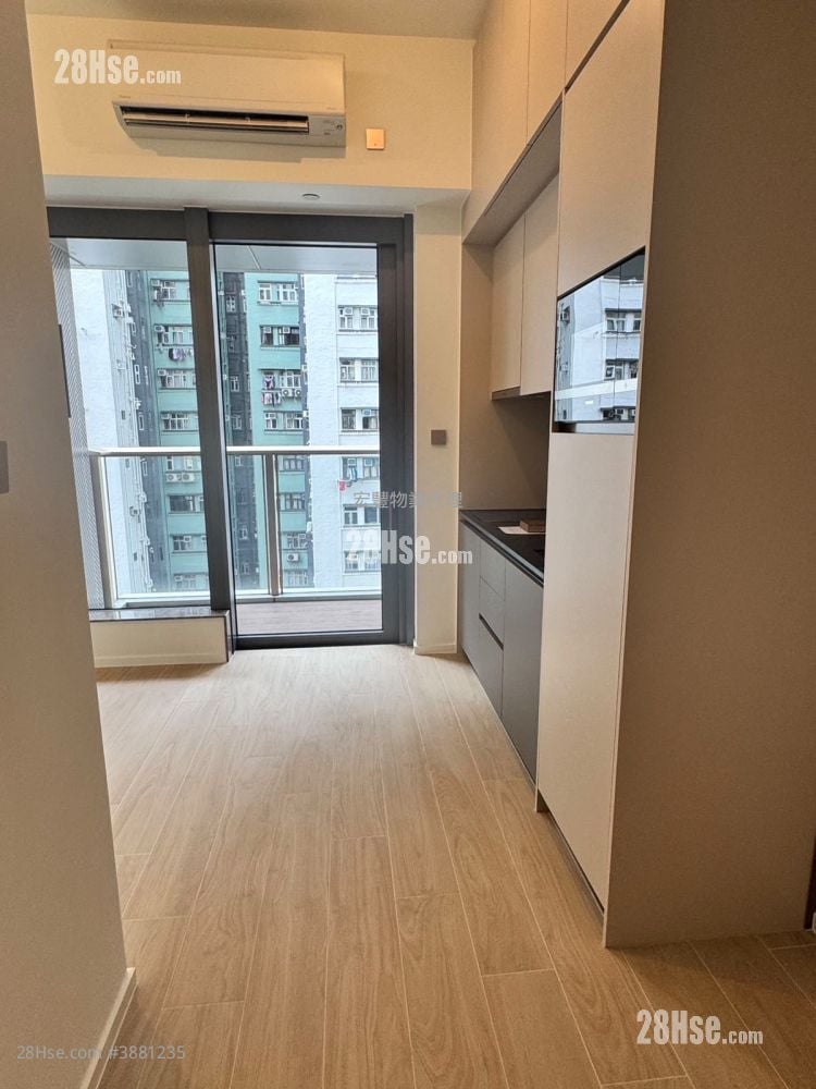 Des Voeux W Residence Rental Studio , 1 Bathroom 215 ft²