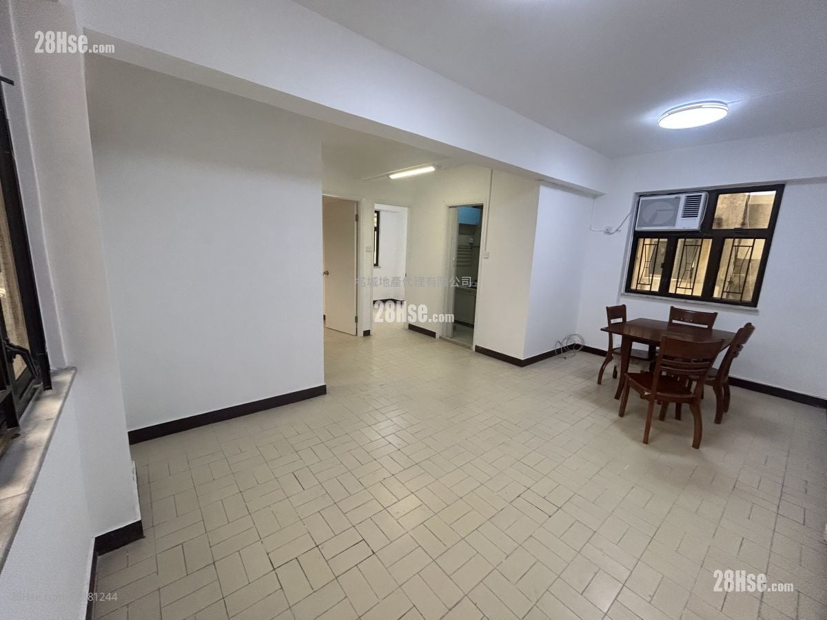 Shing Ho Building Rental 2 Bedrooms 430 ft²