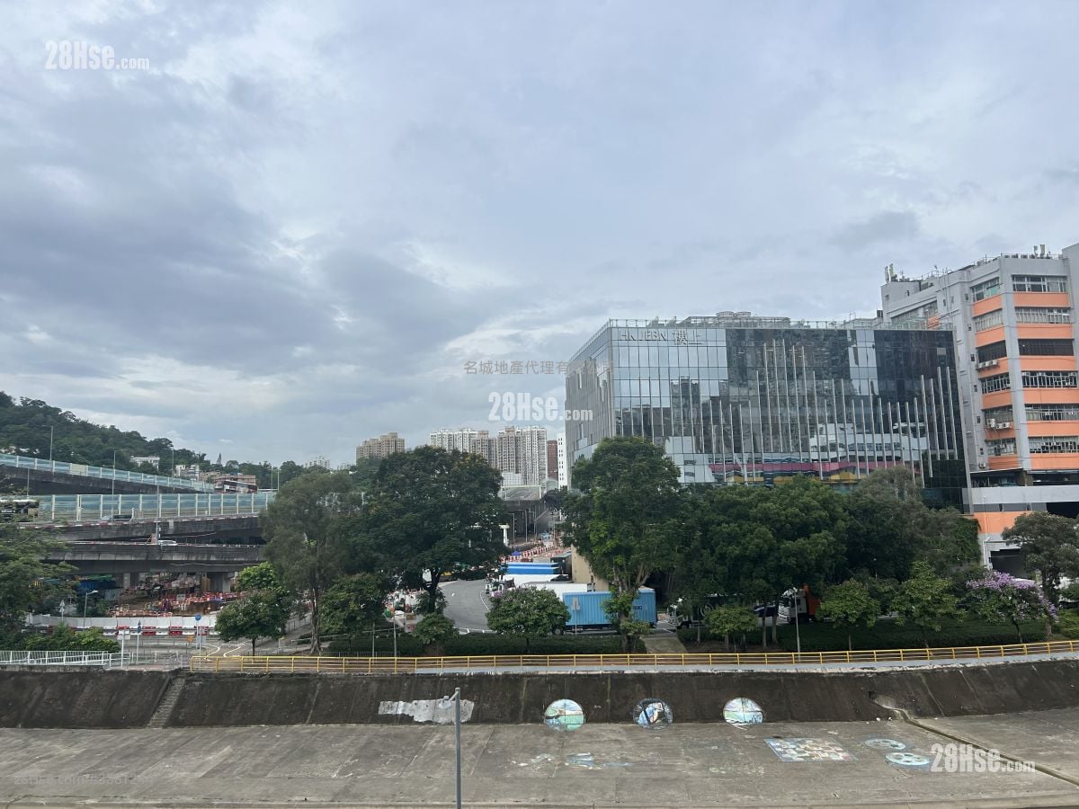 Shing Ho Building Rental 2 Bedrooms 430 ft²