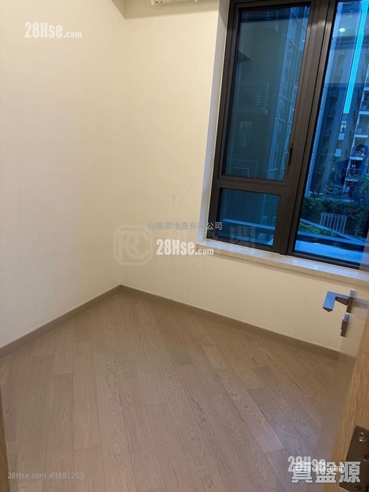 Wetland Seasons Park Rental 3 Bedrooms , 1 Bathroom 521 ft²