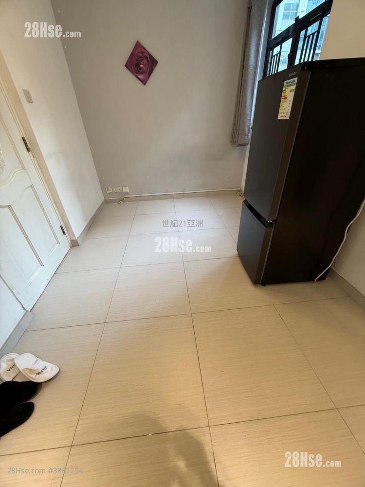Kingstown Mansion Sell 3 Bedrooms , 2 Bathrooms