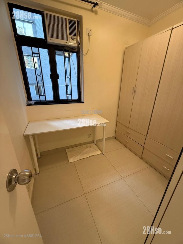 Kingstown Mansion Sell 3 Bedrooms , 2 Bathrooms
