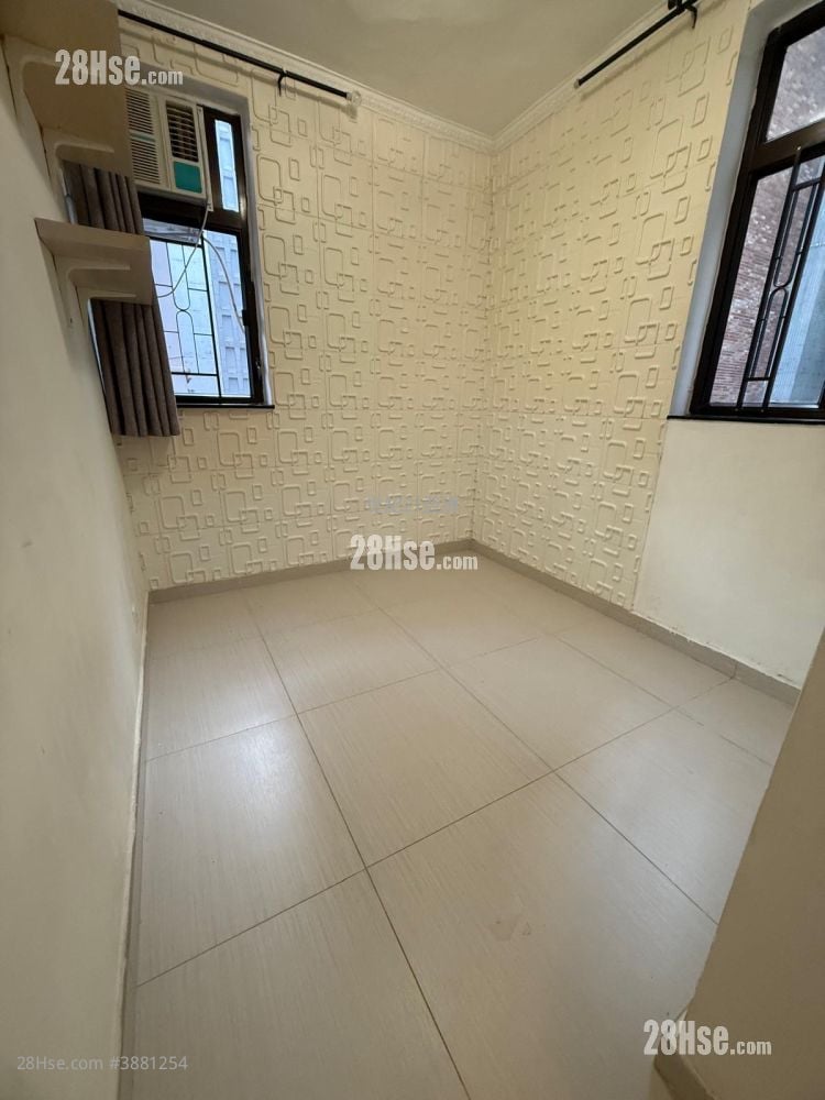Kingstown Mansion Sell 3 Bedrooms , 2 Bathrooms
