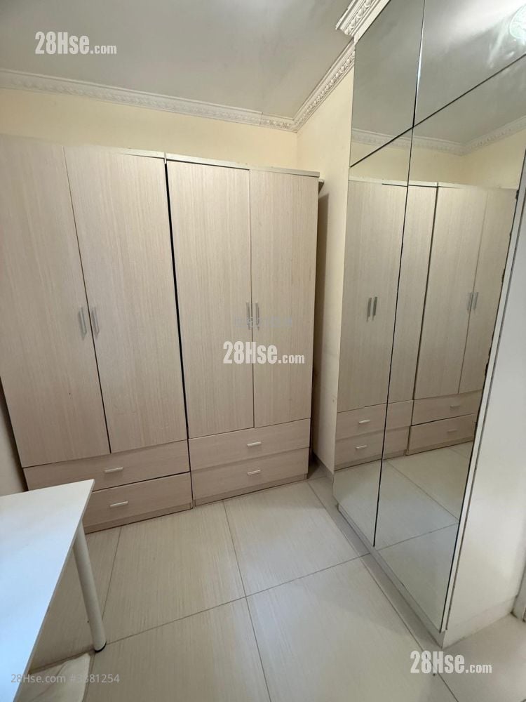 Kingstown Mansion Sell 3 Bedrooms , 2 Bathrooms