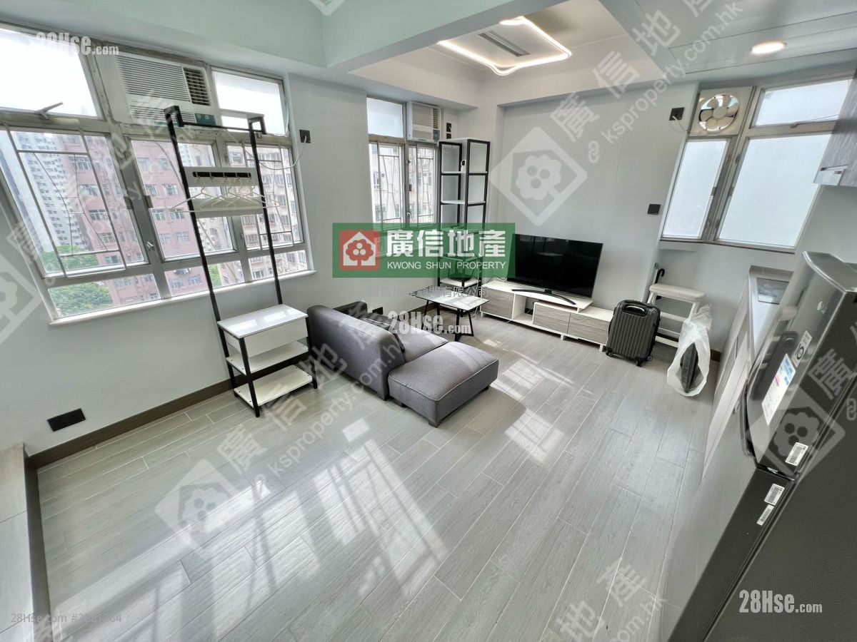 Season Mansion Rental Studio , 1 Bathroom 271 ft²