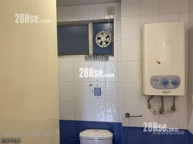 Whampoa Garden Rental 2 Bedrooms , 1 Bathroom 389 ft²