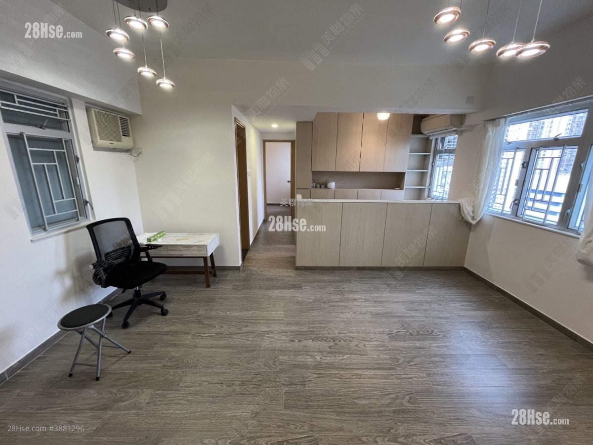 Tsuen King Garden Sell 3 Bedrooms , 1 Bathroom 499 ft²