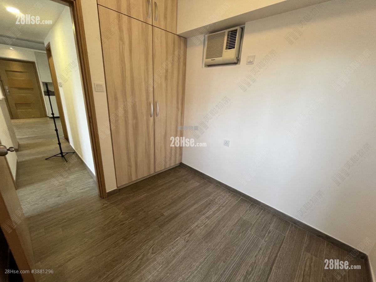 Tsuen King Garden Sell 3 Bedrooms , 1 Bathroom 499 ft²