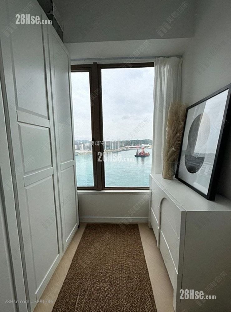 Lp10 Sell 3 Bedrooms 880 ft²