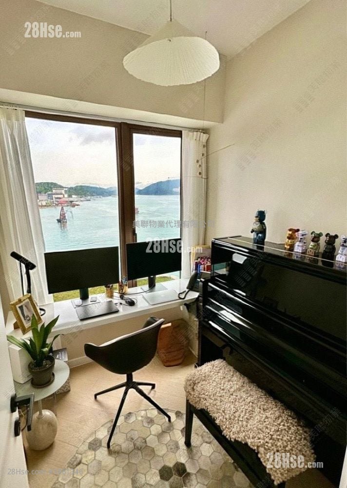 Lp10 Sell 3 Bedrooms 880 ft²