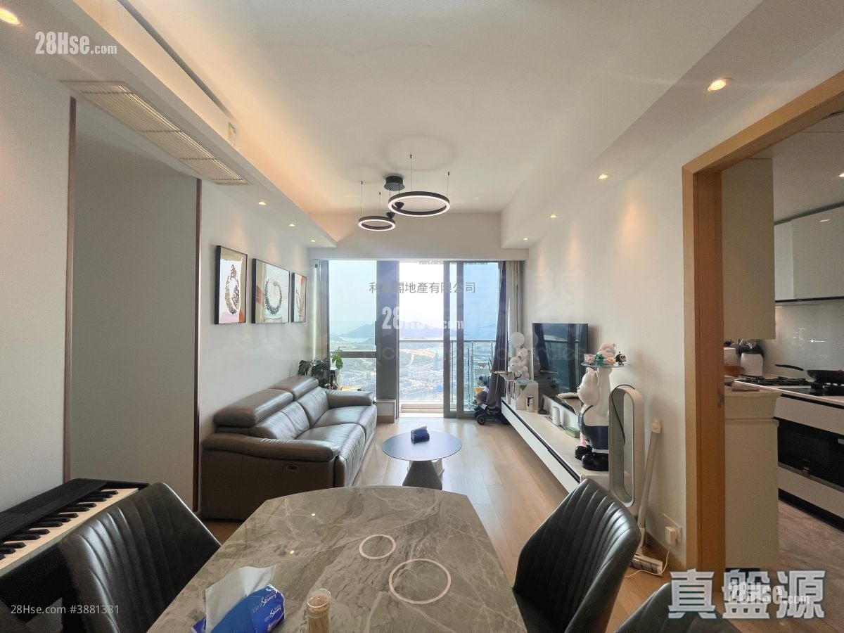Grand Marini Sell 3 Bedrooms , 2 Bathrooms 731 ft²